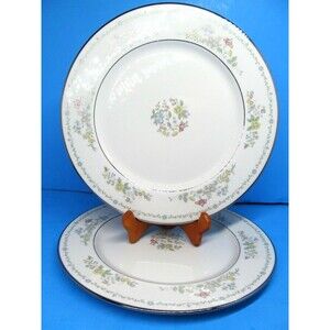 Gorham Lady Madison 10.5" Dinner plates Bundle of 2 Excellent condition.